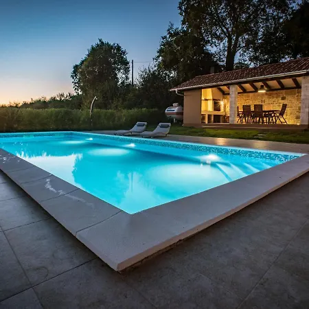 Villa Lujo Drniš